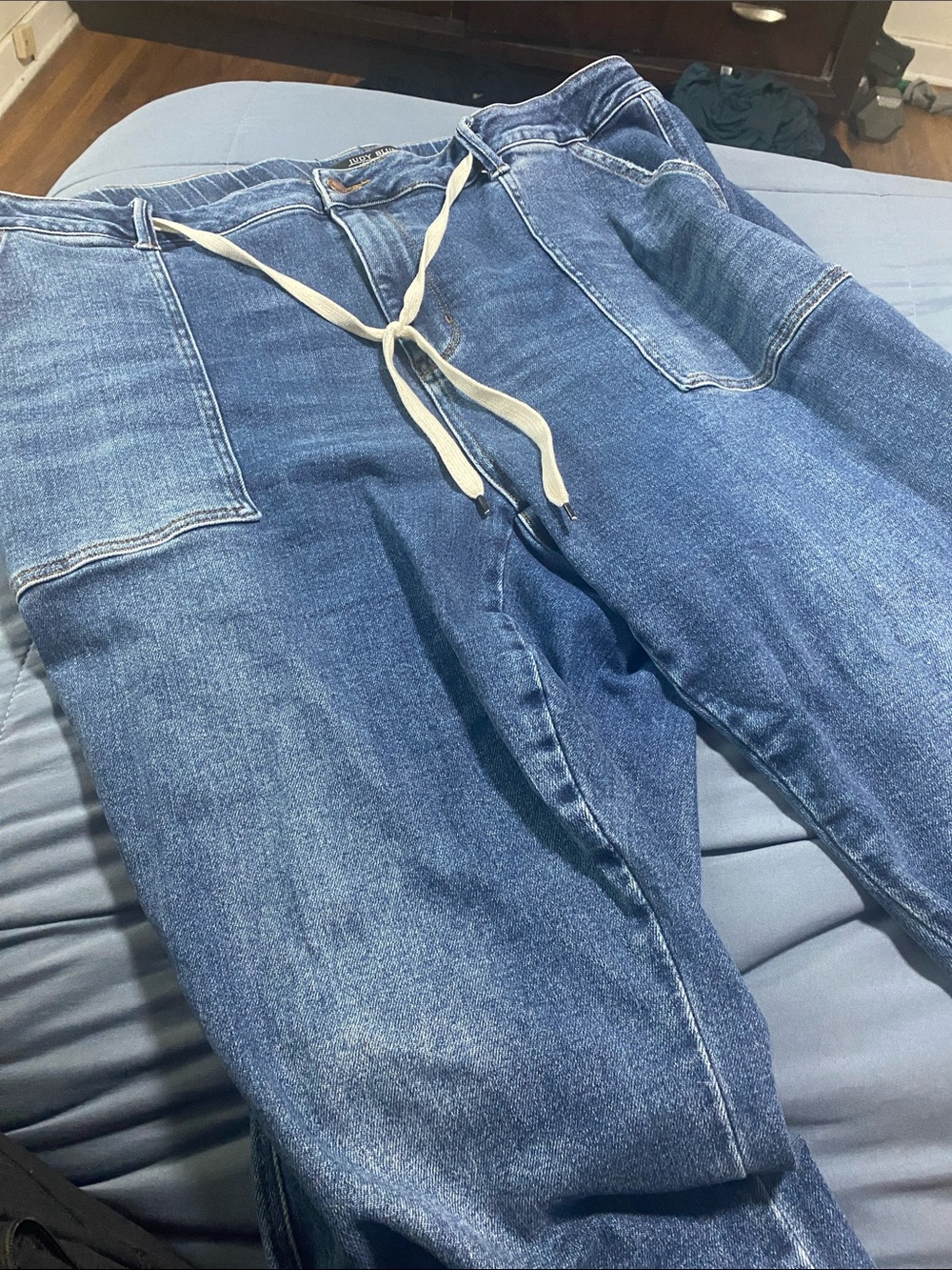 Judy Blue Relaxed Drawstring Denim Jeans in Medium Blue